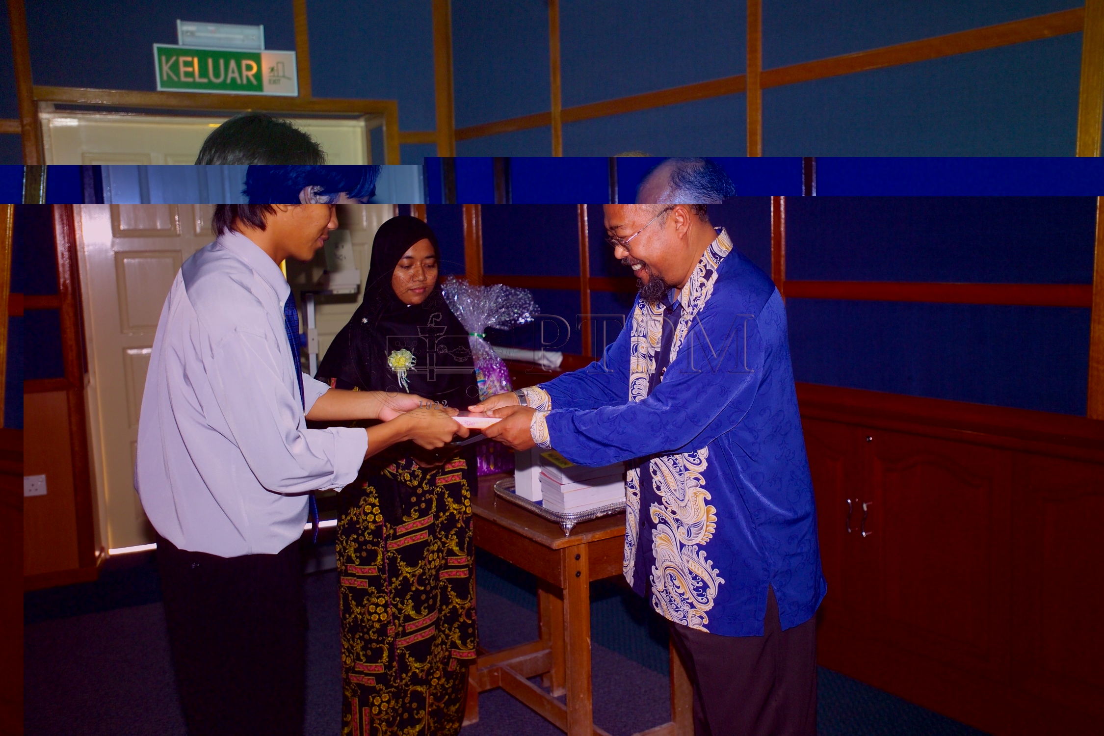 PTPM 05 20 puisi D9X30196